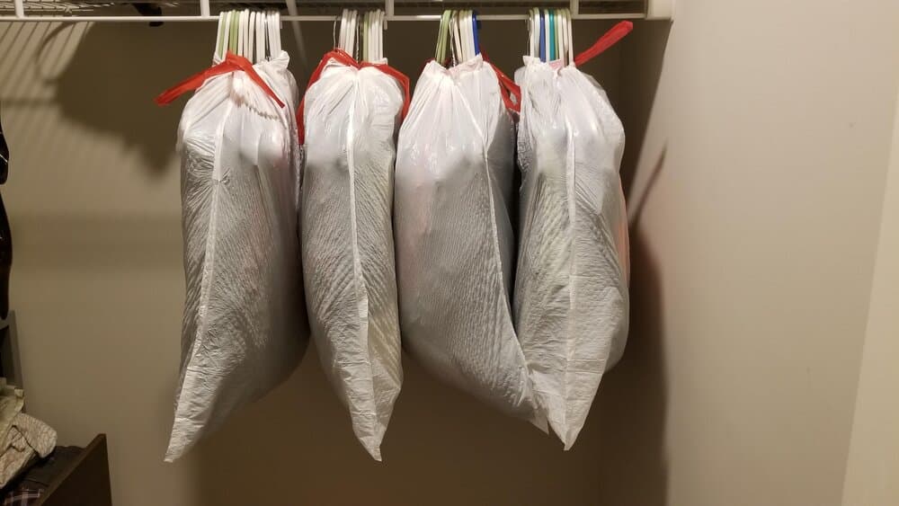 Transport Hanging Clothes With Ease